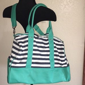 Oversized weekender bag.